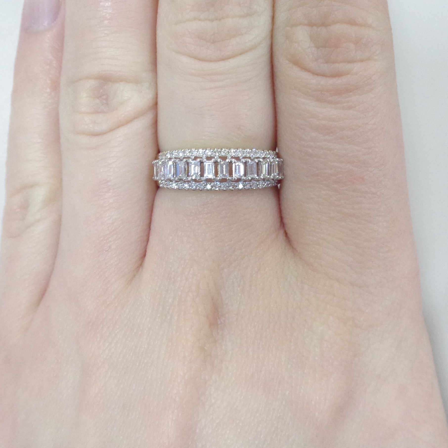 Кольцо из желтого золота с бриллиантами